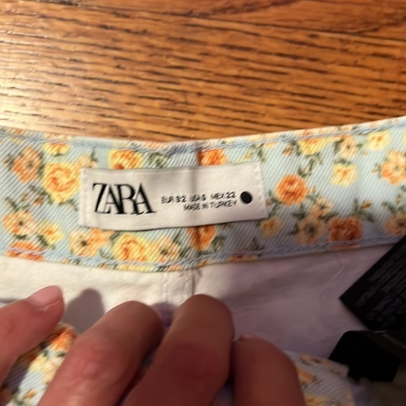 Zara 90s Floral Denim‎ Short Size 0 NWT 🌺 - Picture 5 of 6